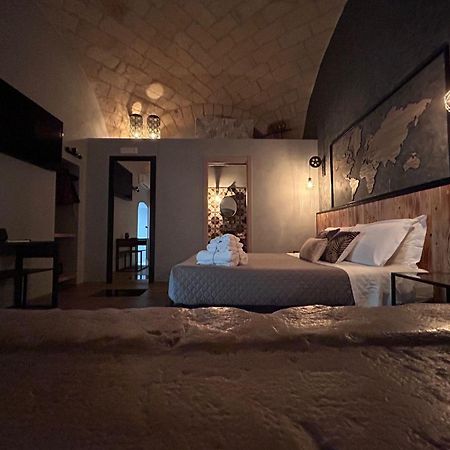 La Dimora Del Principe-Piano Terra Bed & Breakfast Trani Eksteriør bilde