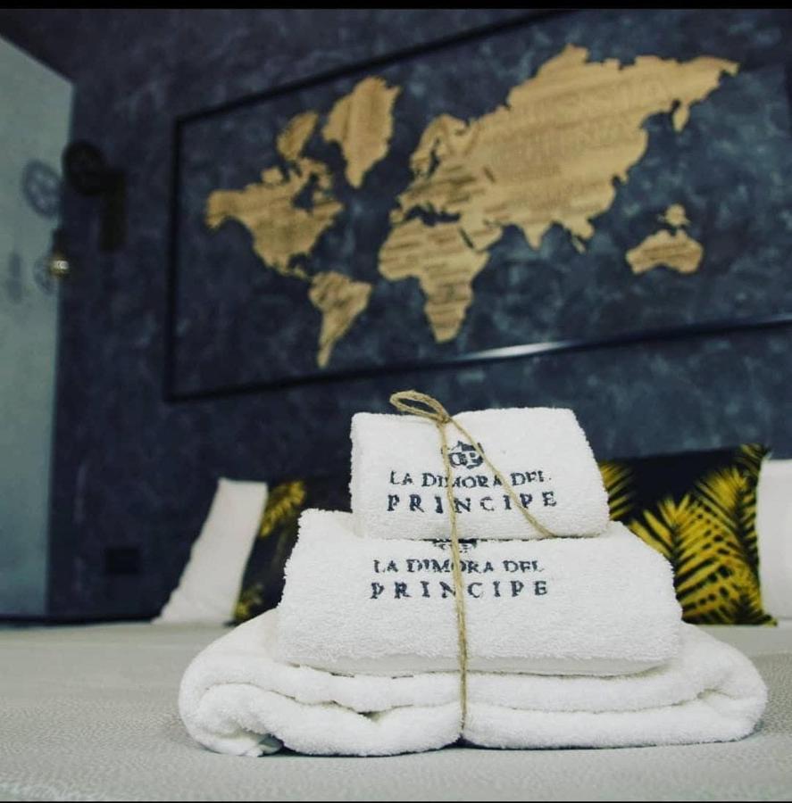 La Dimora Del Principe-Piano Terra Bed & Breakfast Trani Eksteriør bilde