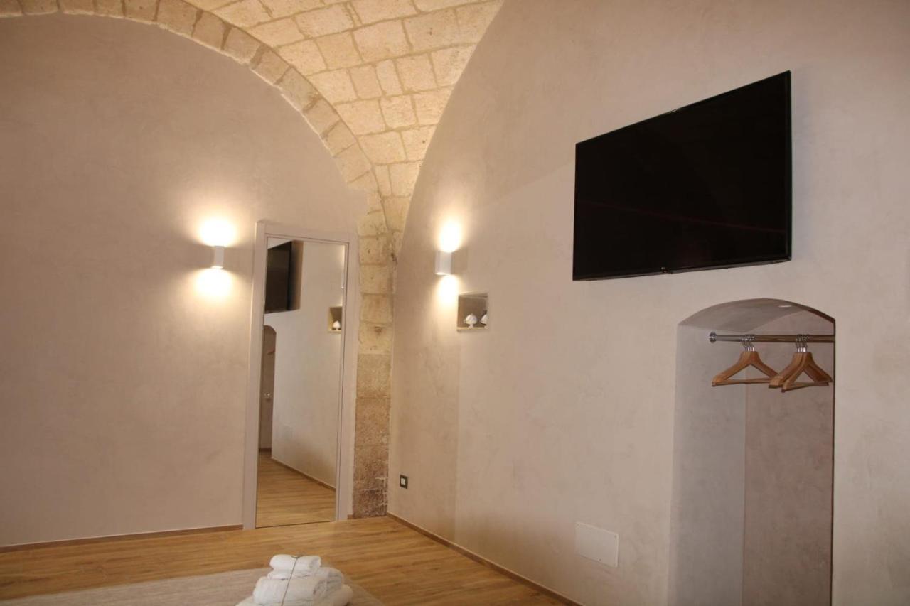 La Dimora Del Principe-Piano Terra Bed & Breakfast Trani Eksteriør bilde