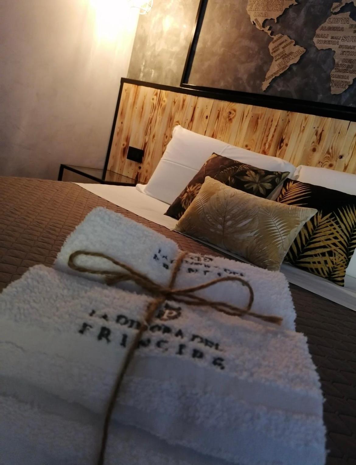 La Dimora Del Principe-Piano Terra Bed & Breakfast Trani Eksteriør bilde